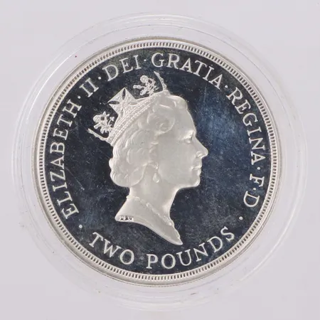 Minnesmynt, Ø28,4mm, Nations United for Peace, 1945-1995, Two pounds, 925/1000 silver, plastetui Vikt: 16 g