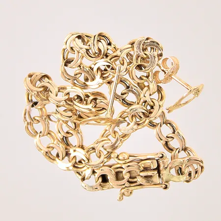 Diverse guldsmycken, defekt, 18K Vikt: 5,2 g