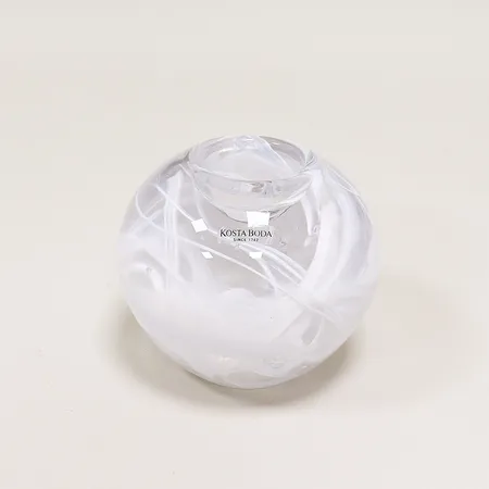 Ljuslykta Cool Moon, Anna Ehrner,  Kosta Boda, höjd 9cm, Ø10,5cm, smärre skav/repor. Skickas med paket.