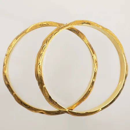 Två armingar, Ø70mm, defekta, 22K Vikt: 32,1 g