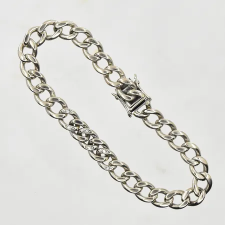 Armband Pansar med diamanter 6x0,01ct, längd 19 cm, bredd 7 mm, vitguld, 18K. Vikt: 32,6 g