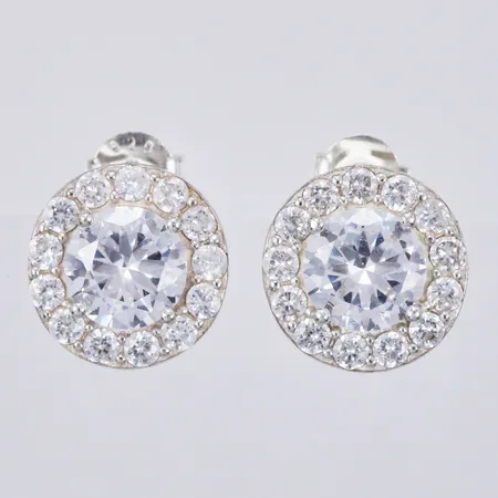 Ett par örhängen med vita stenar, Ø ca 10mm, 925/1000, silver Vikt: 3 g