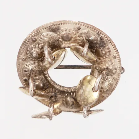 Brosch dräktsmycke, Ø23mm, silver 830/1000 Vikt: 3,4 g