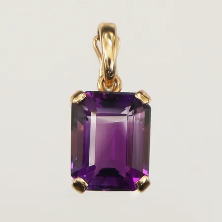 Hänge ametist, ca 20mm, inklusive ögla, bredd 9mm, ostämplat, 18K Vikt: 3,7 g