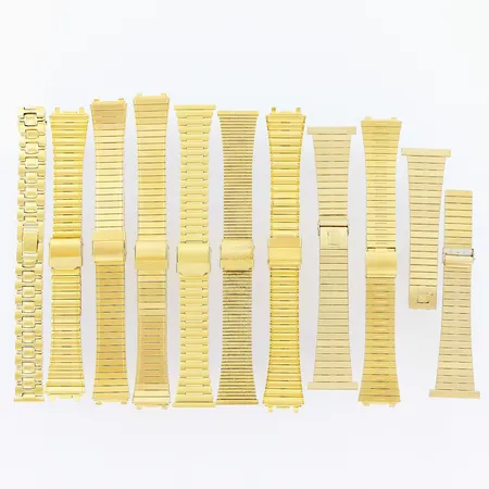 10 klocklänkar, gulmetall, 1 defekt, längder 15-16,5cm.