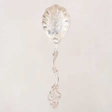 Sked med dekor, längd: 14,5cm, silver 830/1000 Vikt: 22,9 g