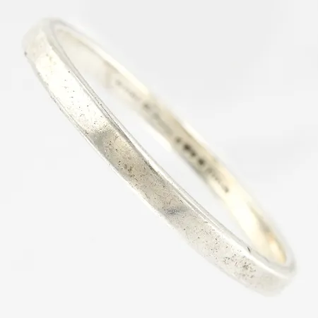 Stelt armband Ø65mm, bredd: 7mm, design Elon Arenhill, Sterling, små hack Vikt: 56,2 g