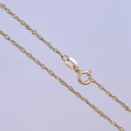 Kedja Singapore, Guldfynd, längd 43 cm, bredd 1 mm, 18K. Vikt: 1,8 g