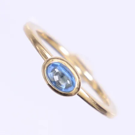 Ring, Efva Attling Love Bead Ring, med blå topaz 1x0,80ct, stl 17¾, bredd 1,5-5,5mm, box och dustbag, 18K Vikt: 3,9 g