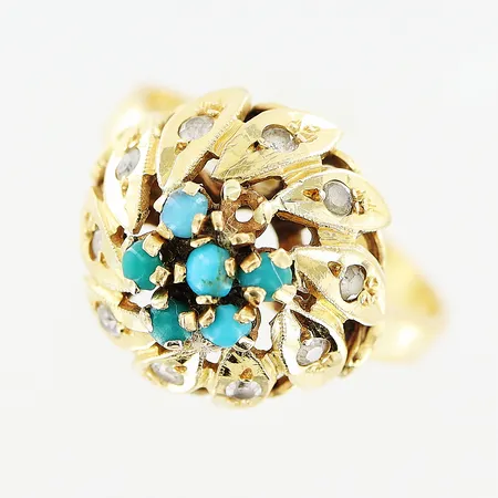 Ring, turkoser, vita stenar, stl 16½, bredd 2-13mm, 1 sten saknas, 18K. Vikt: 3,9 g