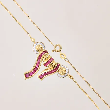 Collier, integrerat hänge med diamanter och syntetiska rubiner, 22xca 0,005ct, längd: 42,5cm, bredd: 0,5mm-13,5mm, hänge i 18K, 14K Vikt: 7 g