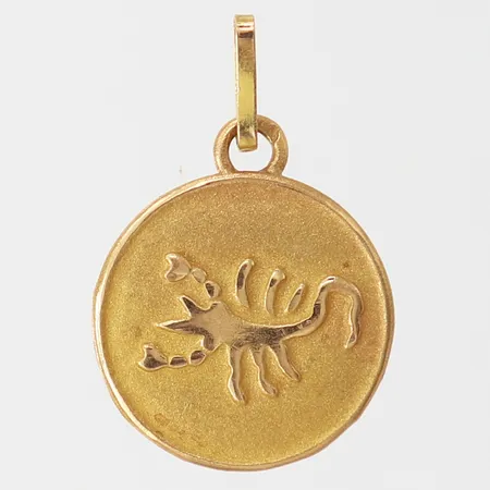 Hänge Skorpion, Ø13,5mm, 18K. Vikt: 0,4 g