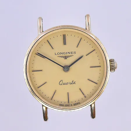 Damur Longines, quartz, Ø22 mm, behov av batteribyte, 14K. Bruttovikt 11,1g.