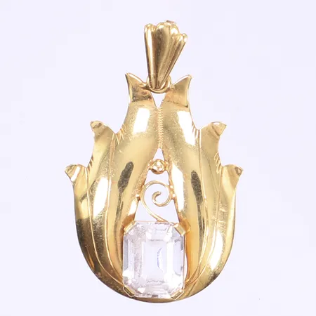 Hänge med vit slipad sten, höjd 38mm inkl öglan, svenska stämplar 1950, 18K Vikt: 3,8 g