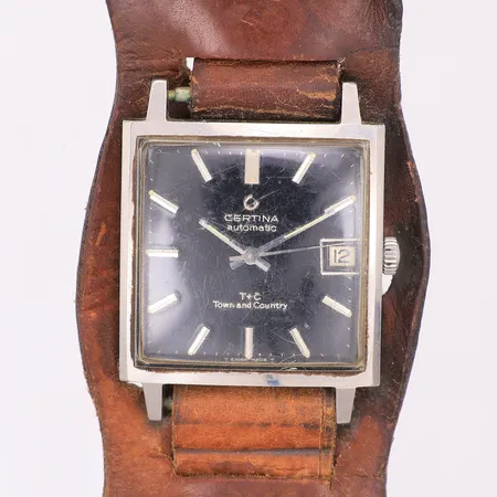 Herrur Certina automat T+C Town & Country 30 x 30mm, svart urtavla, nr 5801 115, 6191188, tickar igång men stannar sedan, repigt glas, läderband, inga tillbehör