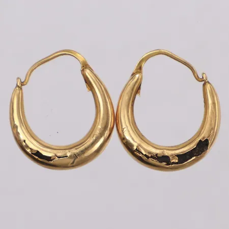 Ett par örhängen, creoler, defekta, 18K Vikt: 1,7 g