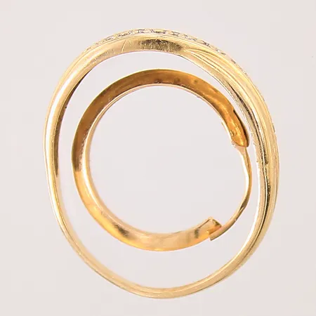 Guldsmycken, diamanter, udda, skeva, defekta 18K Vikt: 2,7 g