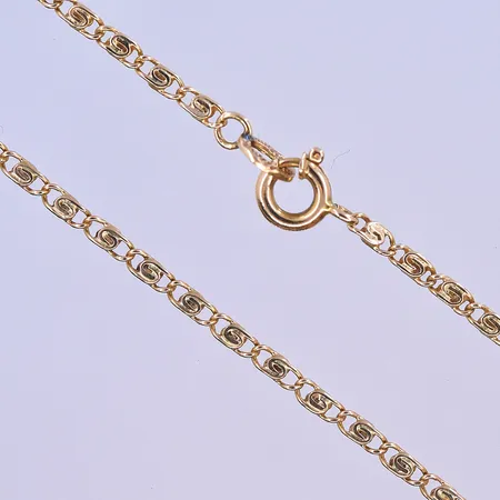 Kedja, längd 44,5 cm, bredd 2 mm, 18K. Vikt: 4,5 g