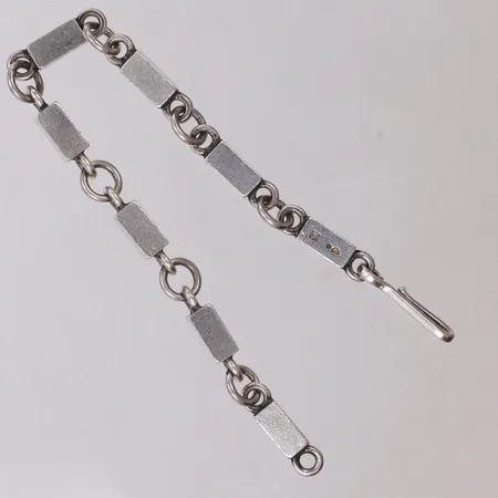 Armband, stavlänk, längd 19,5cm, bredd 5mm, signerat Wiwen Nilsson, Lund år 1961, repor, 925/1000 silver Vikt: 27,9 g