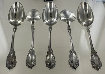 Skedar CG Hallberg, längd 21 cm, initialer, silver Vikt: 360,7 g