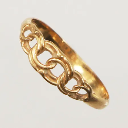 Ring Bismarck, stl 16¾, bredd 5mm, kraftigt vind, 18K Vikt: 1,2 g