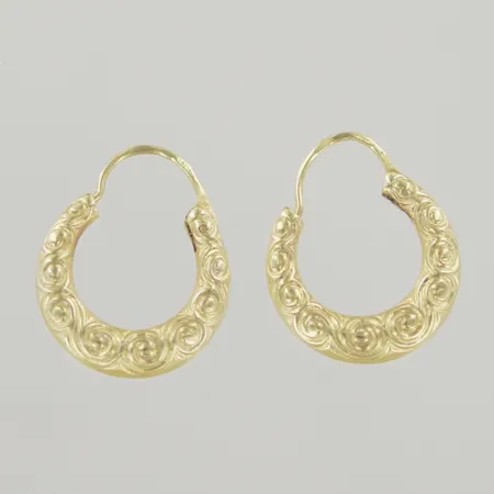 Ett par örhängen, längd 2 cm, diam 1,5 cm, 18K Vikt: 2,4 g