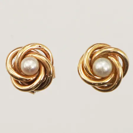 Ett par örhängen med pärlor, defekta, hål i guldet, 18K Vikt: 2,2 g