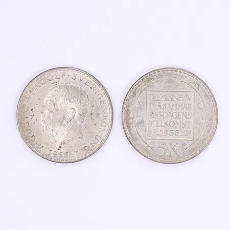2st silvermynt 5kr Gustav VI Adolf 1966, till minne av tvåkammarriksdagens tillkomst 1866, silver 400/1000 Vikt: 36 g
