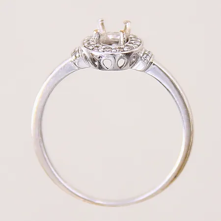 Guldsmycke, stenar, defekt, 9K Vikt: 1,6 g