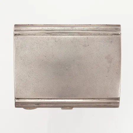 Cigarettetui, 10,5x8,5cm, förgylld insida, gravyr insida, silver 875/1000 Vikt: 157,2 g