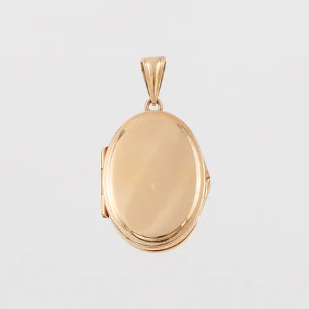 Fotomedaljong,K&EC Göteborg, höjd med ögla ca 35 mm,18k. Vikt: 3,6 g