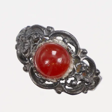 Ring med orange sten stl 17 bredd 3-12mm silver 925/1000 Vikt: 3,6 g