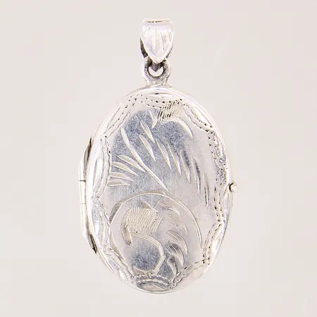 Hänge medaljong med dekor, längd: 34mm, bredd: 4,3-19mm, silver 925/1000 Vikt: 4,7 g