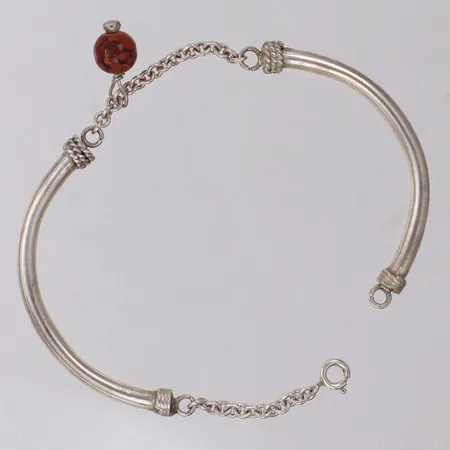 Armband, längd 18,5cm, bredd 3,3-6,3mm, med sten, silver 925/1000 Vikt: 10,5 g