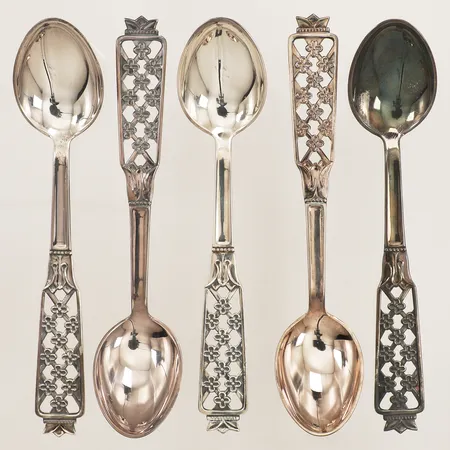 Fem kaffeskedar, modell Princess, längd 12cm, silver Vikt: 71,3 g