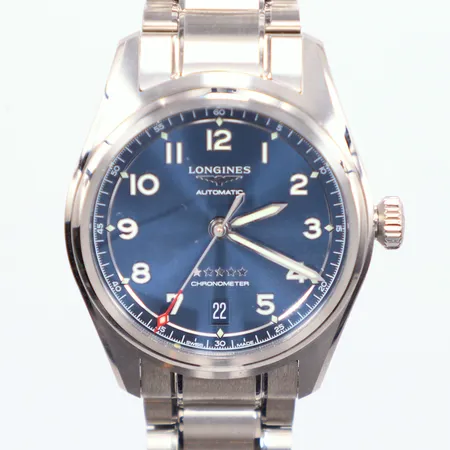 Herrur Longines automatisk blå urtavla L34104936 / 54604382, Ø37mm, alla orginallänkar medföljer, cert från Malmbergs ur i Linköping 15/5-25 inlämnad till pantbanken 19/5-25 så endast 4 dagar använd, box, riktpris 32000kr, nyskick!