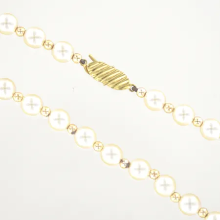 Pärlhalsband syntetiska, längd 45 cm, bredd 6 mm,