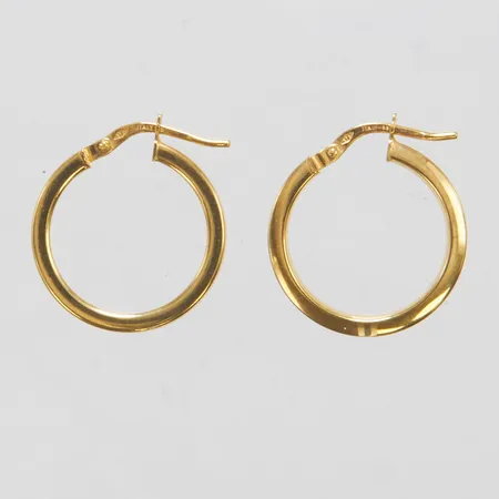 Ett par örhängen, creoler, Ø19,5mm, bredd 2mm, 9K Vikt: 1,2 g