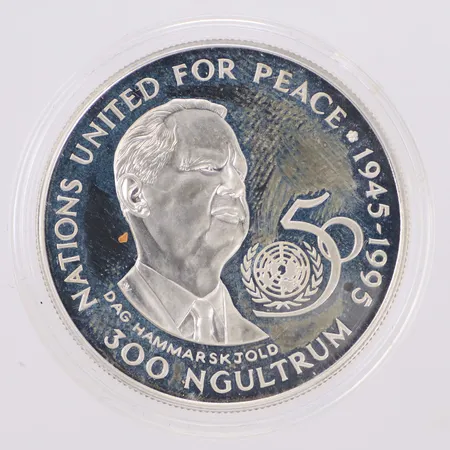 Minnesmynt, Nations United for Peace, Bhutan, 1945-1995, 925/1000 silver, plastetui Vikt: 28,3 g