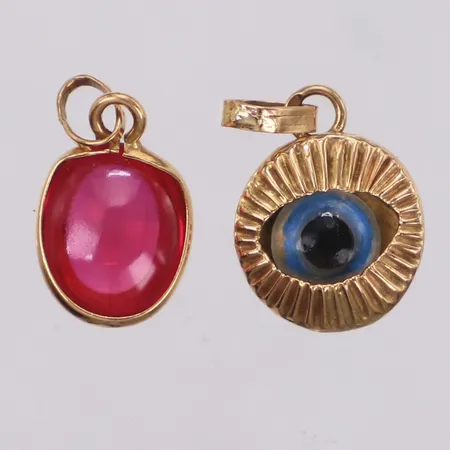 2 hängen, bucklor, 18K Vikt: 1,3 g