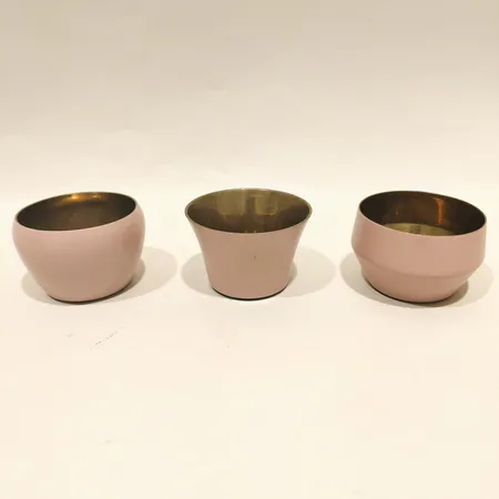 Tre ljuslyktor Kin Votives, Skultuna, mässing, missfärgning, repor, originalkartong