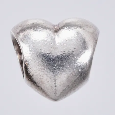 Berlock hjärta Pandora Ø ca 10x10mm, silver 925/1000 Vikt: 3,1 g