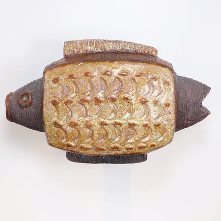 Figurin, Fisk, Lars Bergsten, längd ca 24cm, höjd ca 14cm, stengods