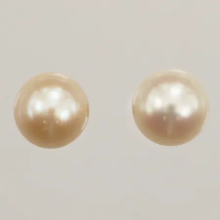 Ett par örhängen, odlade pärlor Ø9mm, 18K,  Vikt: 2,8 g