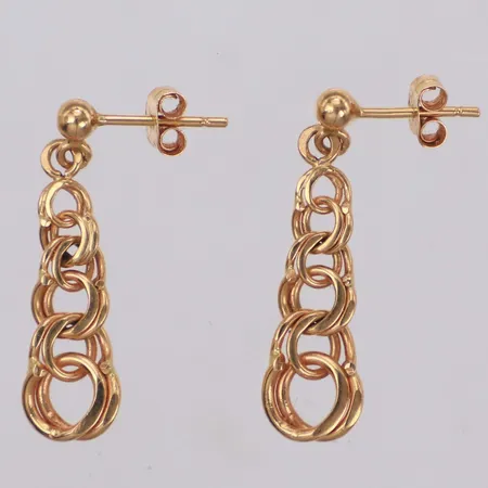 Ett par örhängen, doserad Bismarck, längd 25mm, 18K Vikt: 2,5 g