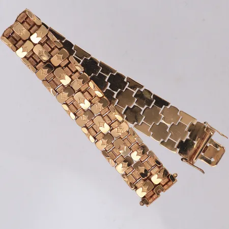 Armband, längd 19,4cm, bredd 17,2mm, 18K Vikt: 33,4 g