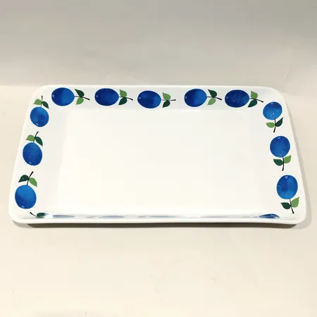 Uppläggningsfat Prunus, Gustavsberg, design Stig Lindberg, längd 45, bredd 24,5cm, höjd 4cm, porslin Skickas med postpaket.