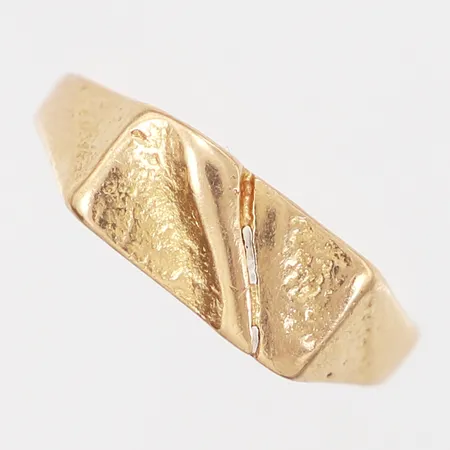 Klackring, stl 20¼, bredd: 2,5-7,5mm, skev skena, 18K Vikt: 7,5 g