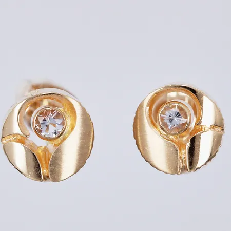 Ett par örhängen med vita stenar, Sten & Laine, Finland, Ø 7mm, 18K Vikt: 1,3 g