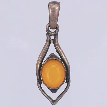 Hänge med bärnsten, 35mm, 925/1000 silver Vikt: 2,2 g